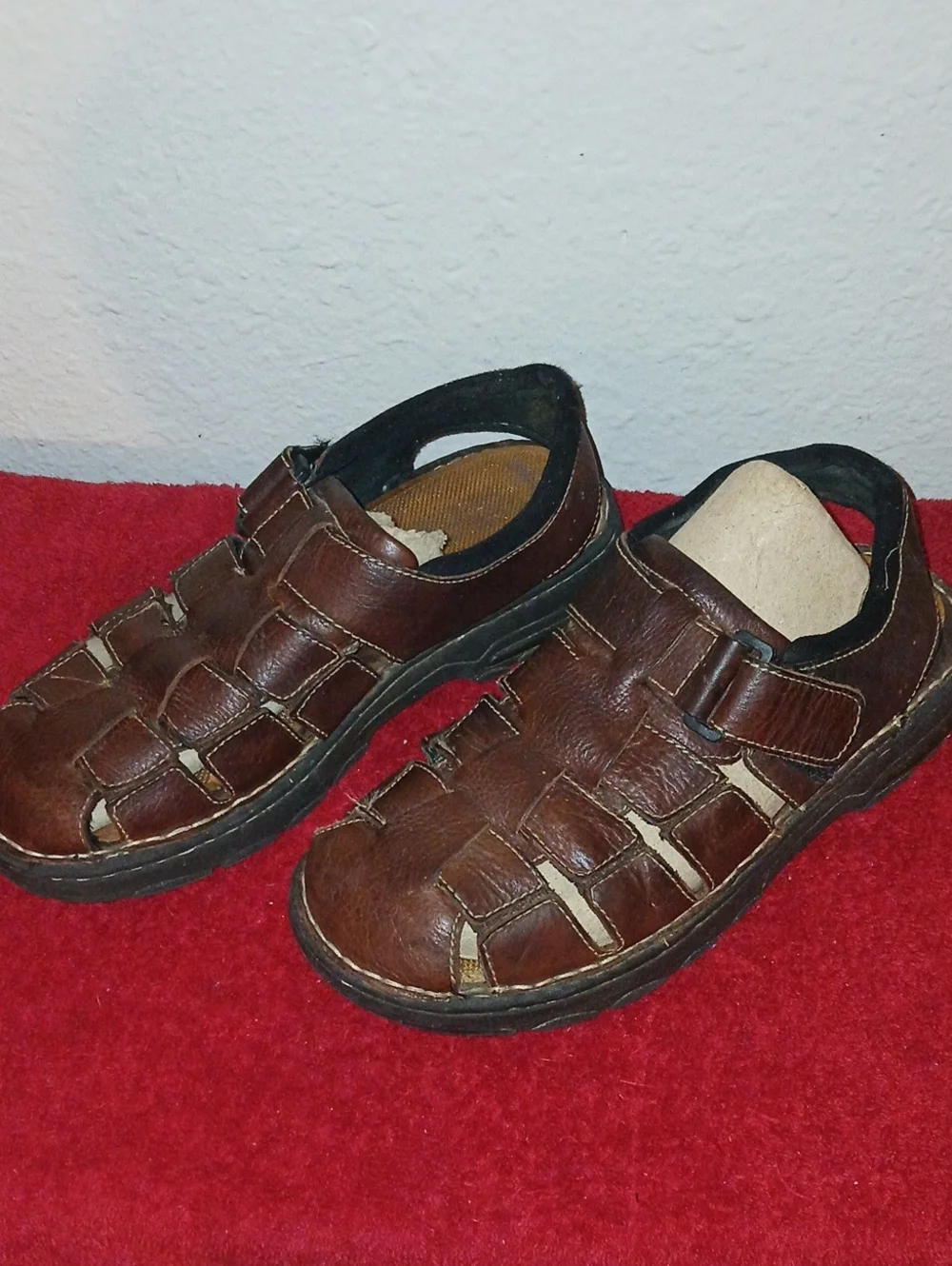 Arizona Men's Brown Leather Fisherman-Style Sandals